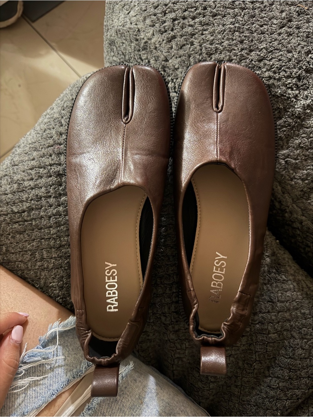 RABOESY SHOES
